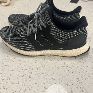 Adidas ultra boost 4.0 cookies and creme size 11.5